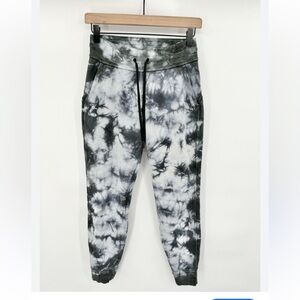 Lululemon sweatpants